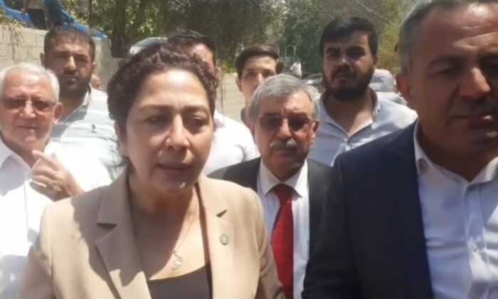 Yangın mağduru vatandaş İyi Partili Önşen’i yanan evine almadı