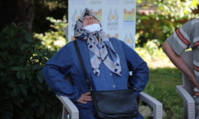 Yaşlılar Kulübü’ Üyeleri ‘Tıbbi Bitkiler Bahçesi’nde