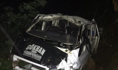 Yayladan dönen araç uçuruma yuvarlandı: 1 ölü, 10 yaralı