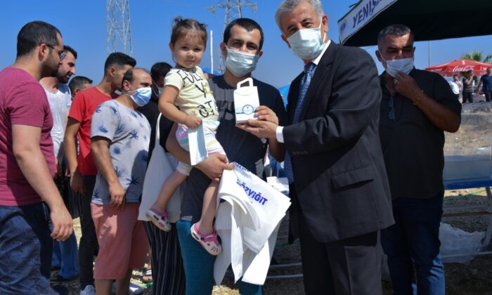 Yenişehir Belediyesi, mobil kesim alanında poşet dağıttı