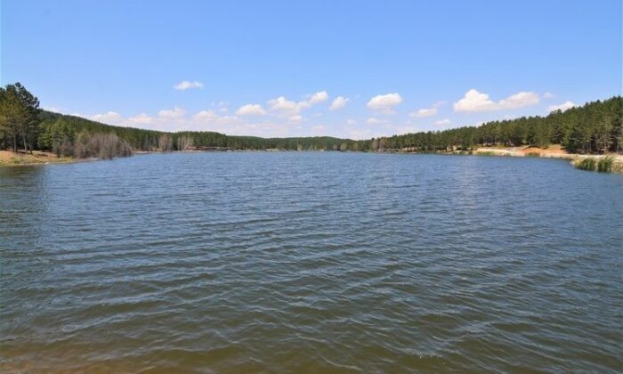 Yeşilin ve mavinin buluştuğu yer, Akdağ Tabiat Parkı