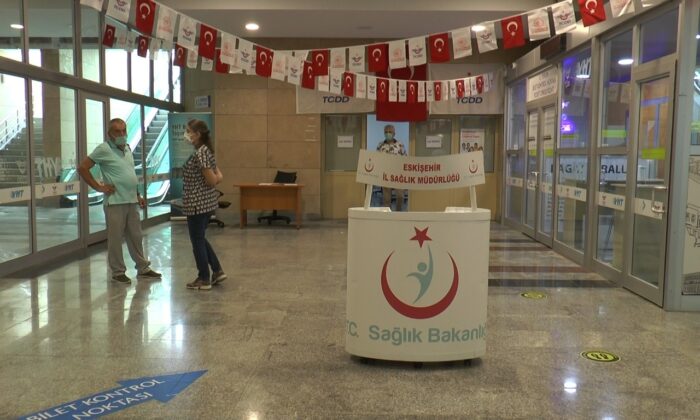 Yolculara ve gar çalışanlara aşı kolaylığı