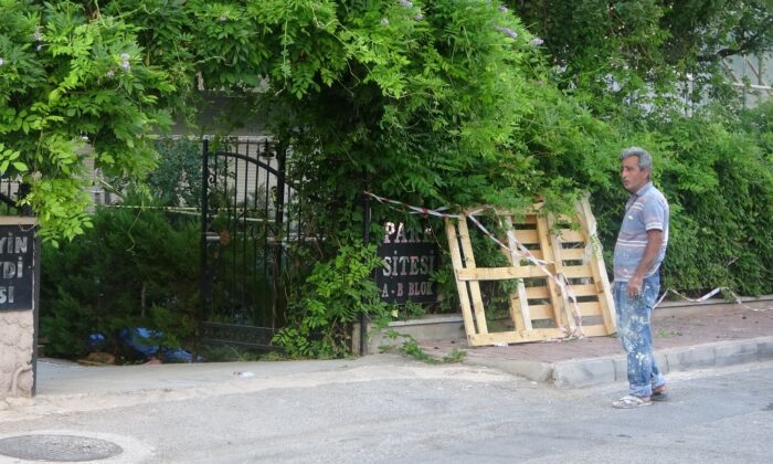 12 metre yükseklikteki iskeleden düşen işçi hayatını kaybetti