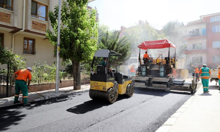 Çankaya Belediyesi 20 cadde ve sokakta asfalt çalışmasını tamamladı
