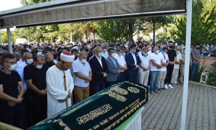 Genç yaşta hayatını kaybeden Yenişehir Belediye meclis üyesi son yolculuğuna uğurlandı