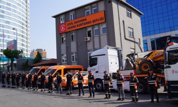 İstanbul Valiliğinden Akdeniz’deki orman yangınıyla mücadeleye destek