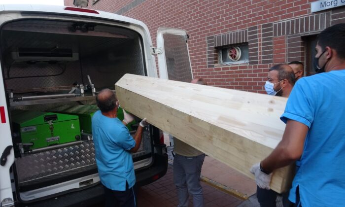 Piknikte vurularak ağır yaralanan genç kadın hayatını kaybetti