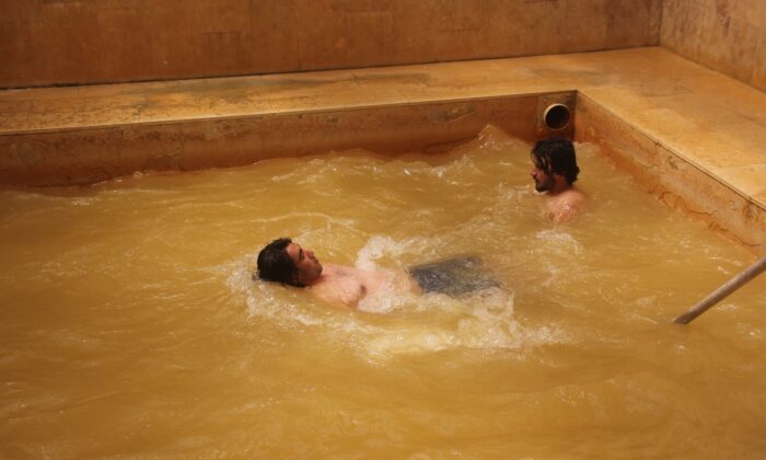 Şifa arayanların uğrak yeri kaplıca