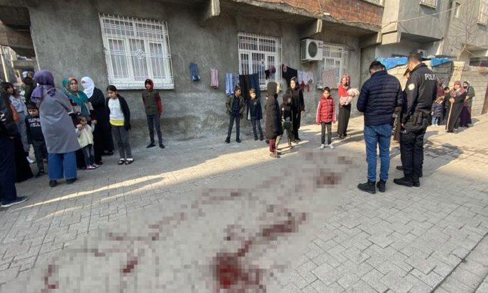 Kızını bir hafta önce kaybeden babaya korkunç saldırı