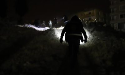 Enkazdan ”çığlık sesi geldi” ihbarı polisleri harekete geçirdi