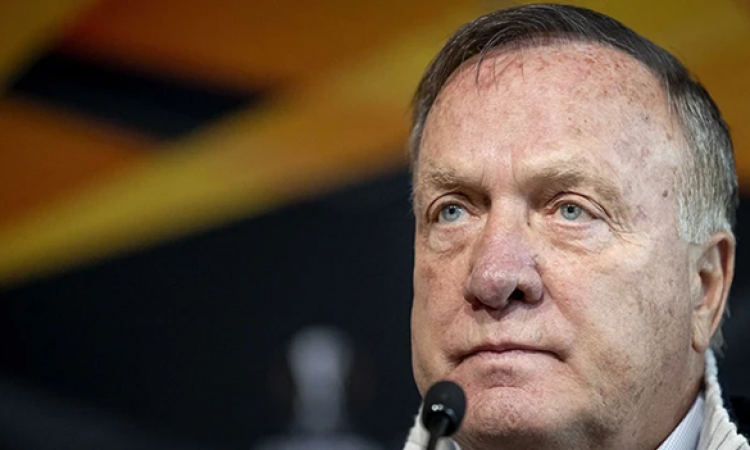 Dick Advocaat’tan Duygusal Veda: Curaçao’da Bir Devir Sona Erdi!